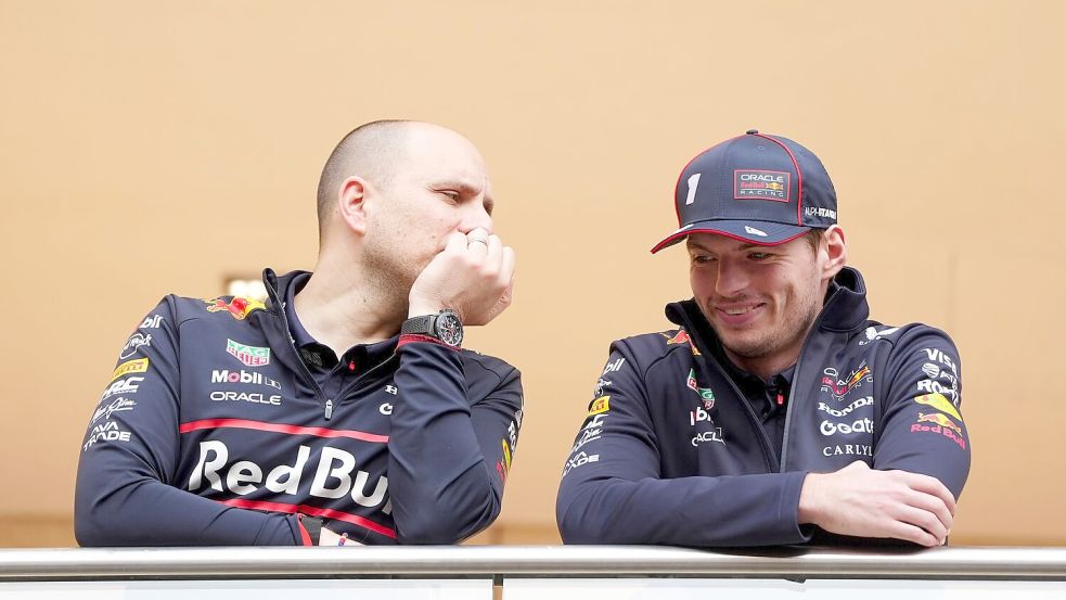 Gianpiero Lambiase (l) wird Red Bull und Max Verstappen angeblich verlassen. (Archivbild) Foto: David Davies