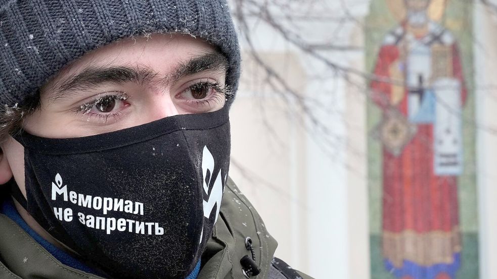 Memorial hat in Russland immer noch viele Unterstützer. (Archivbild) Foto: Alexander Zemlianichenko/AP/dpa
