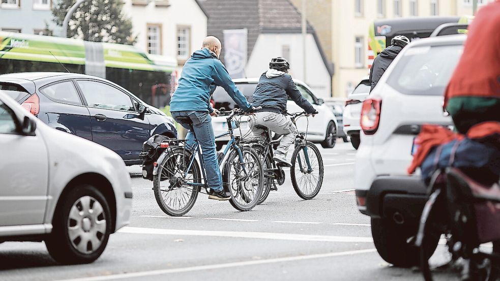 Wie soll der Radverkehr in Osnabrück aussehen? Das möchte die Stadt von den Radfahrern wissen und hat zum ersten Fahrrad-Dialog eingeladen. Foto: Michael Gründel