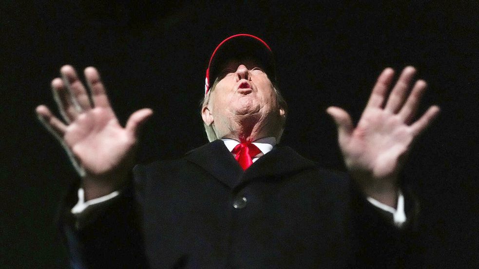 US-Präsident Donald Trump legt sich mit der katholischen Kirche an. Foto: Julia Demaree Nikhinson