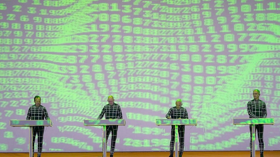 Der Rechtsstreit zwischen den Elektropop-Pionieren von Kraftwerk und Musikproduzent Moses Pelham beschäftigt die Gerichte seit mehr als 20 Jahren. (Archivbild) Foto: Alberto Pezzali/Invision/AP/dpa