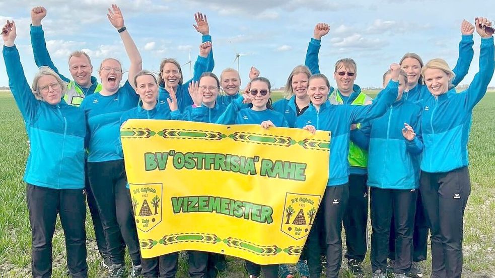 Rahes Boßlerinnen verpassten nur um einige Meter den FKV-Titel, der erneut an Norden ging. Foto: privat