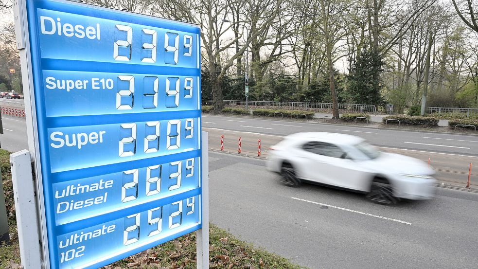 Auch ein Anlass für die geplante Demo: Die gestiegenen Spritpreise. DPA-Symbolfoto: Michael Brandt