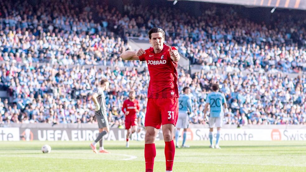 Traf traumhaft zur Freiburger Führung: Igor Matanovic. Foto: Miguel Lemos