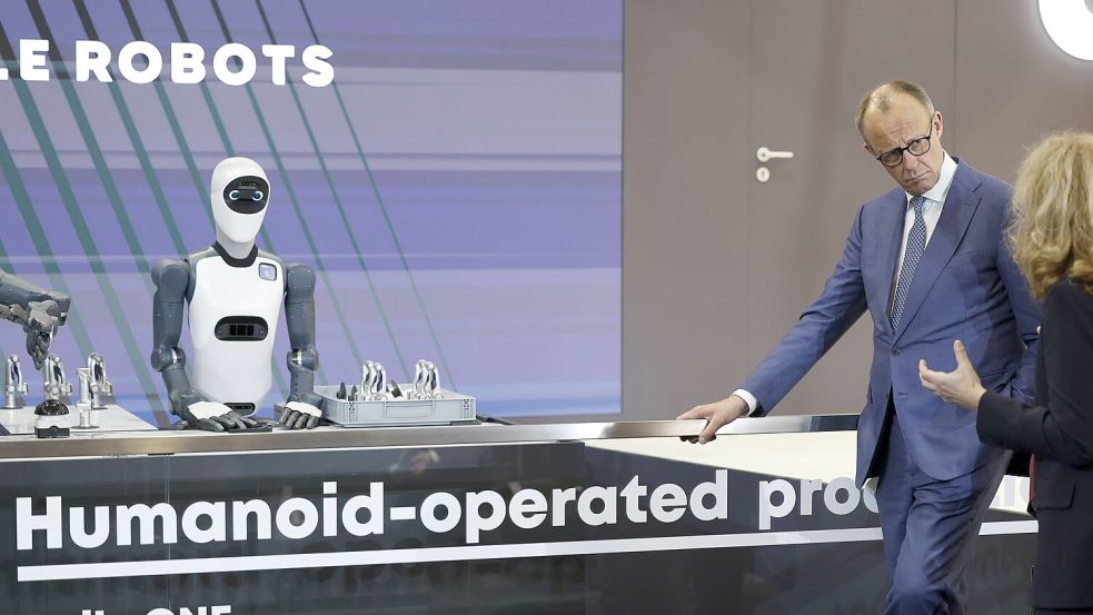 Eigentlich sollten die beiden Staatsoberhäupter den Kanzlerrundgang gemeinsam durchlaufen. Foto: Michael Matthey