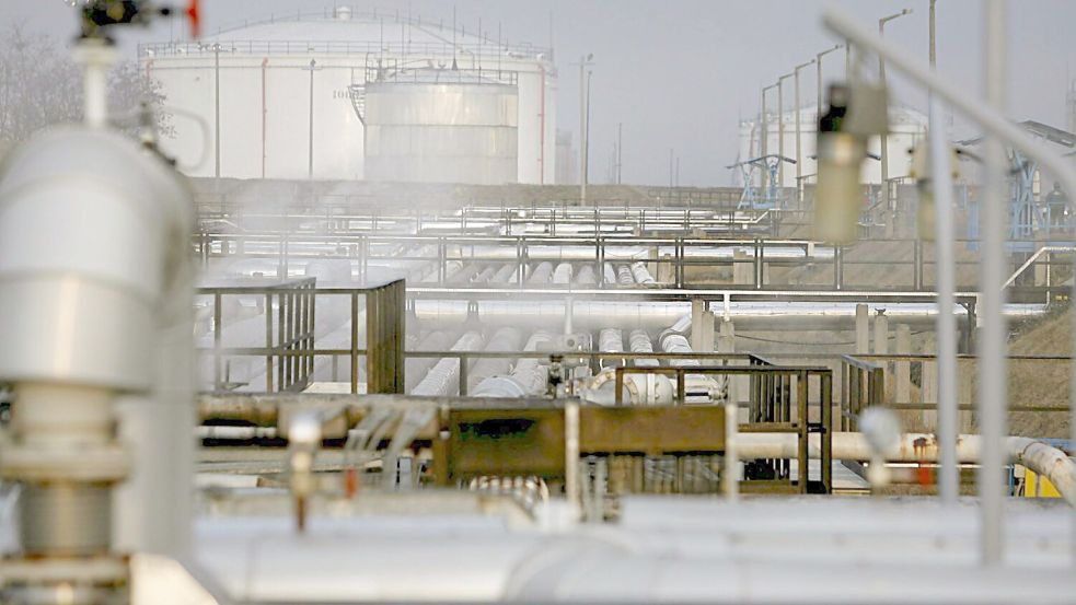 Ungarn soll künftig wieder russisches Öl bekommen. (Archivbild) Foto: Zsolt Szigetvary/MTI/epa/dpa