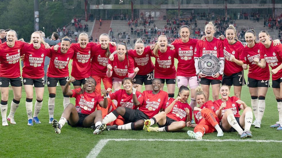 Ein bisschen feiern, aber dann ging der Blick schon auf die kommenden Aufgabe, die FC Barcelona heißt. Foto: Soeren Stache