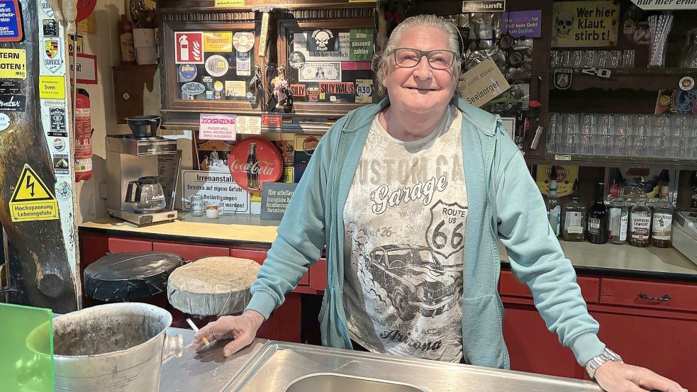 Sven Rogall in seiner Diskothek Meta in Norddeich. Foto: Rebecca Kresse