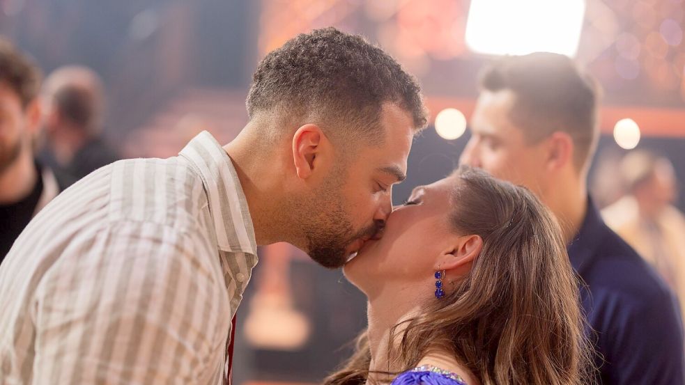 Trost nach dem Aus: Bianca Heinicke wurde von Freund Timothy Hill unterstützt. Foto: Rolf Vennenbernd