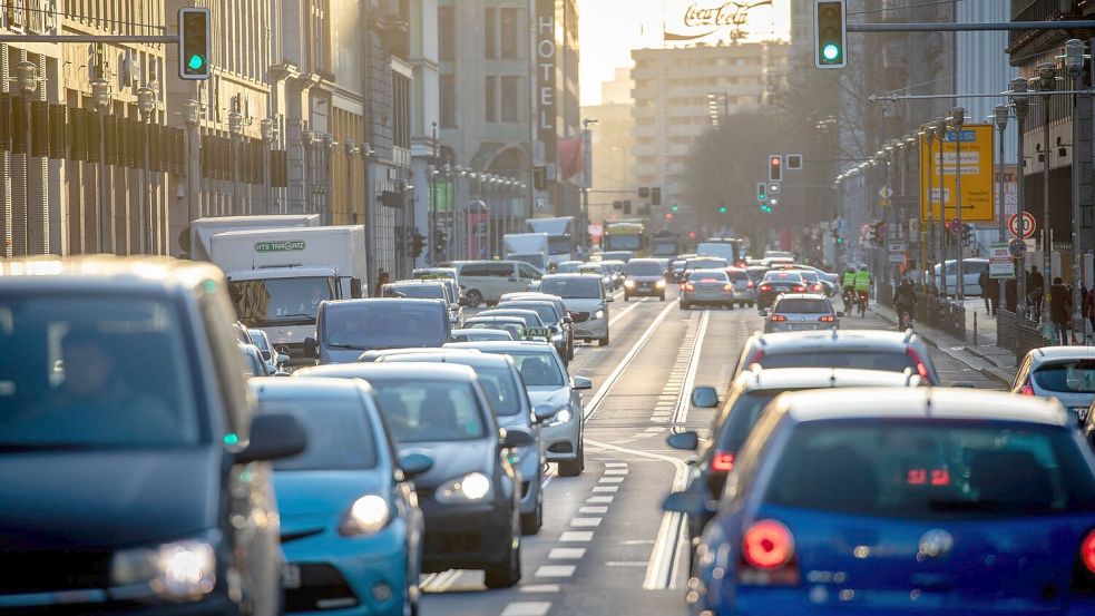 Drängler und eine aggressive Fahrweise stören am meisten. (Symbolbild) Foto: Kay Nietfeld