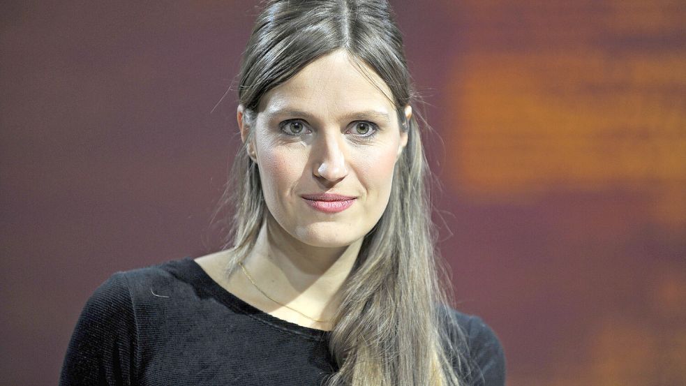 Im Brennpunkt eines Literaturskandals: Die Autorin Charlotte Gneuß auf der Frankfurter Buchmesse. Foto: imago/starmedia