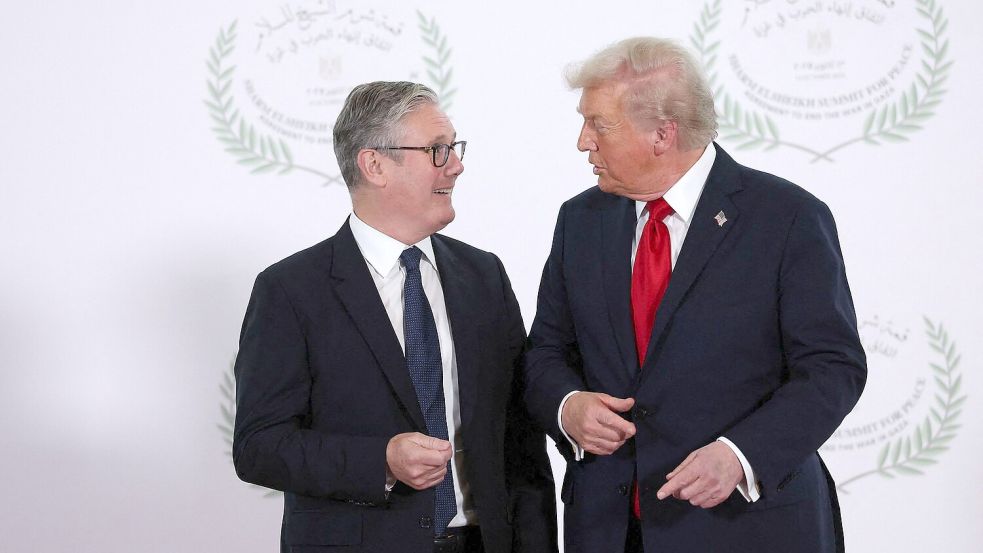 Damals noch guter Dinge: US-Präsident Donald Trump (r) und Premierminister Keir Starmer. (Archivbild) Foto: Suzanne Plunkett/Pool REUTERS/AP