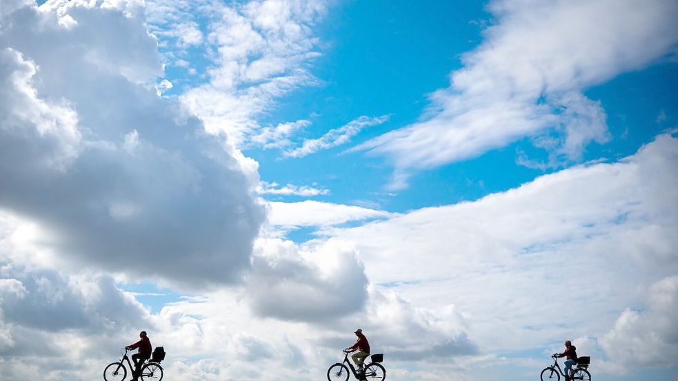 Heiter bis wolkig zeigt sich das Wetter in Deutschland zur neuen Woche. (Symbolbild) Foto: Sina Schuldt