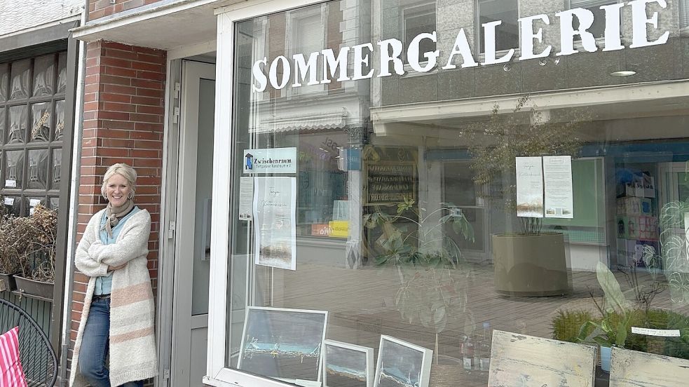 Künstlerin Katja Kattenbusch stellte als letzte Künstlerin in der Sommergalerie in der Osterstraße aus. Foto: Rebecca Schröder