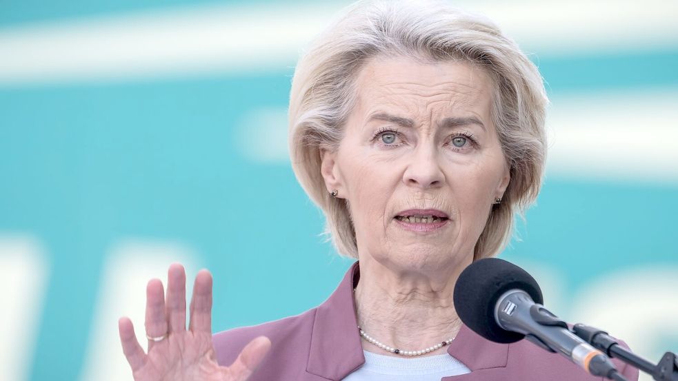 Ursula von der Leyen warnt vor einer verfrühten Lockerung der Iran-Sanktionen. Foto: Michael Kappeler/dpa