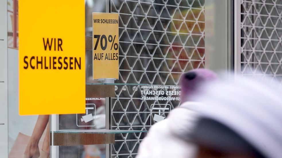 In Deutschland gibt es derzeit noch rund 300.000 Geschäfte, 2015 waren es noch etwa 372.000. (Archivbild) Foto: Marijan Murat