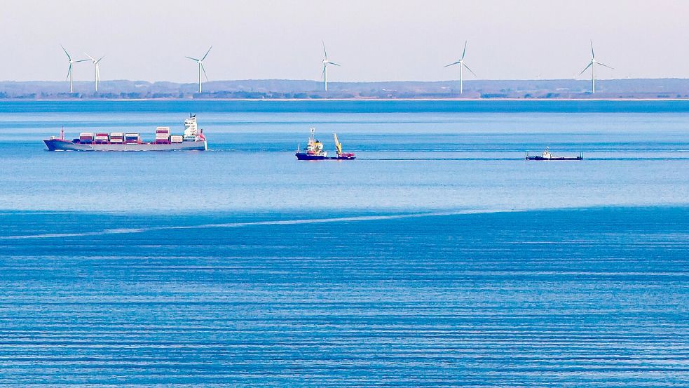 Der Transport um die Nordspitze Dänemarks herum durch das Skagerrak wird mehrere Tage dauern. Foto: Bodo Marks