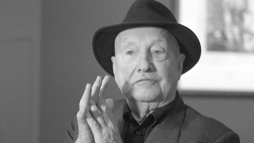 Sein Künstlername war eine Hommage an seinen Geburtsort Deutschbaselitz. Foto: Sebastian Kahnert/dpa