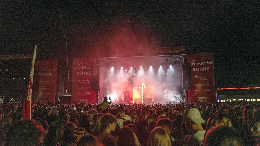 Die Veranstalter haben jetzt den Headliner für das Campus Festival 2026 in Osnabrück bekannt gegeben. Hier zu sehen ist die Bühne beim Festival 2025. Foto: Lauren Rote