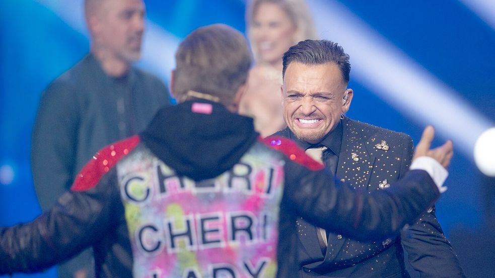 Für Dieter Bohlen war Menowin Fröhlich klarer Favorit. Foto: Rolf Vennenbernd