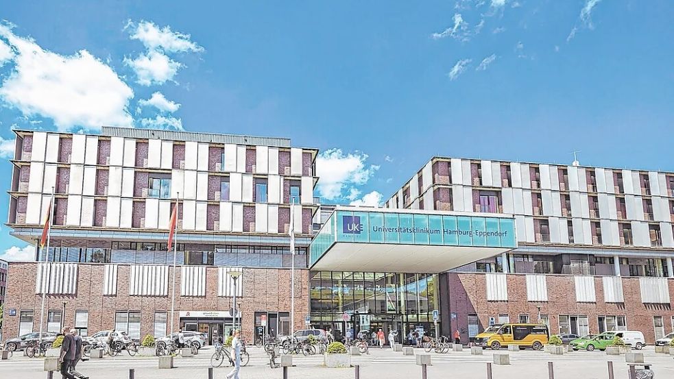 In der Universitätsklinik Hamburg-Eppendorf entdeckte eine Mitarbeiterin eine versteckte Kamera, als sie sich in der Damenumkleide umzog. Foto: Florian Quandt