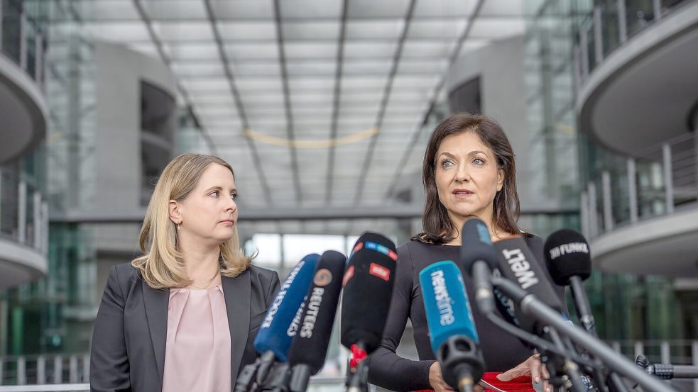 Die Ministerinnen kündigen ein neues Kapitel an. Foto: Michael Kappeler/dpa