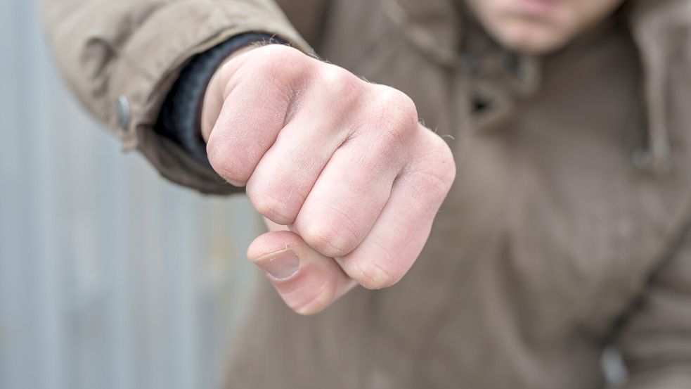 Ein 28-Jähriger wurde in dem Streit verletzt. Symbolfoto: Ralf Geithe/stock.adobe.com