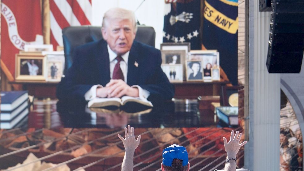 Trump droht dem Iran erneut mit Zerstörung. Foto: Julia Demaree Nikhinson
