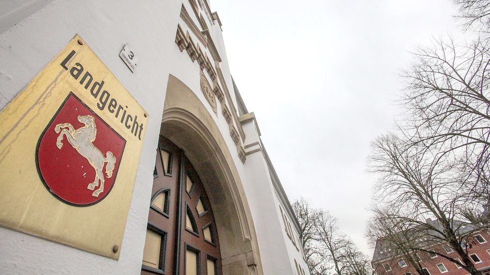 Verhandelt wird der Fall vor dem Landgericht in Aurich. Foto: Romuald Banik