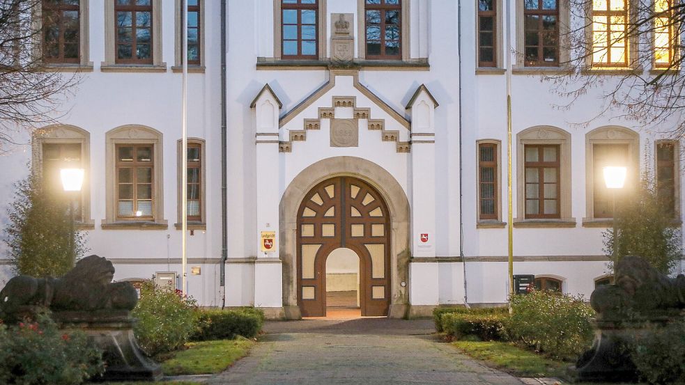 Das Landgericht befindet sich im Auricher Schlosskomplex. Foto: Romuald Banik