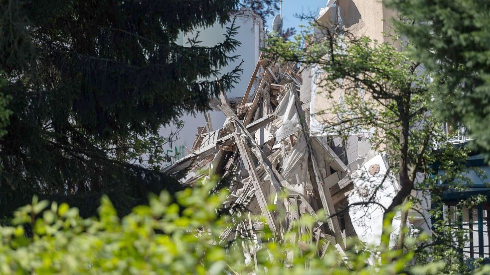 Der Einsatz könnte noch Stunden dauern. Foto: Paul Glaser/dpa
