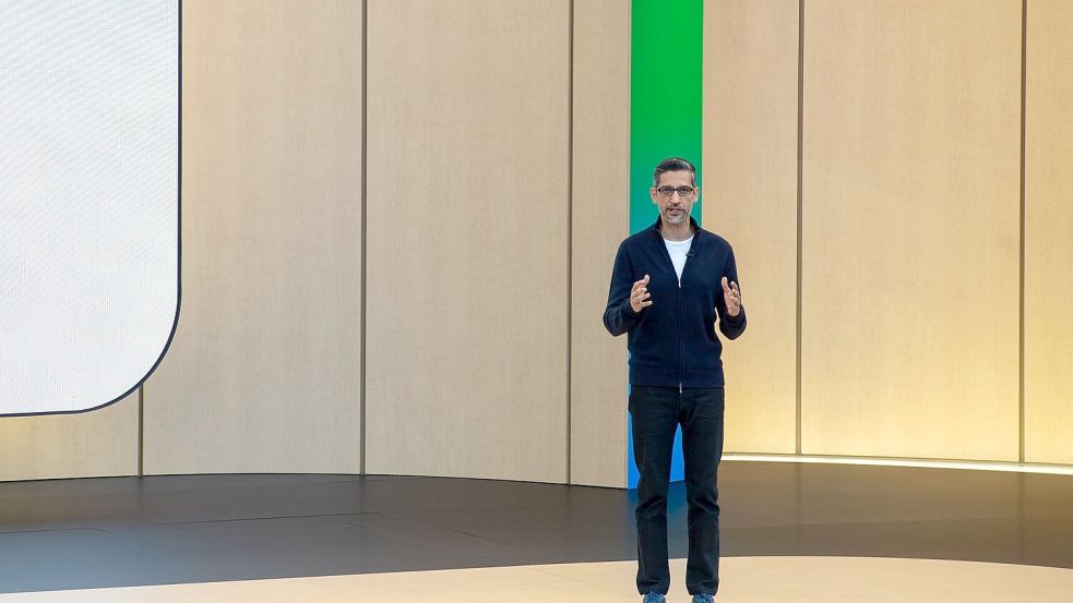 Die Nachfrage nach KI-Angeboten übersteigt laut Google-Chef Pichai die Kapazitäten. Foto: Andrej Sokolow