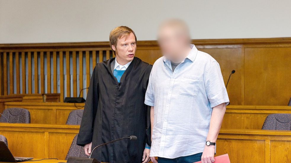 Der Verteidiger kündigte eine Erklärung zu Sache für den nächsten Termin an. Foto: Laszlo Pinter