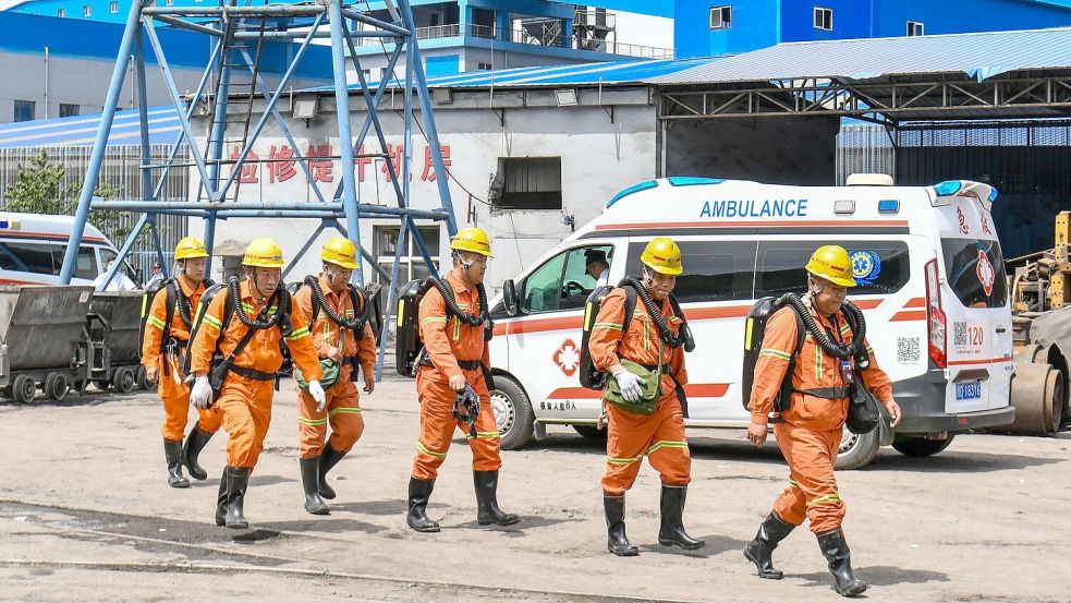 Über 700 Rettungskräfte wurden im Zuge des Unglücks mobilisiert. Foto: Cao Yang/XinHua/dpa