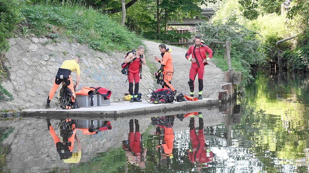In der französischen Stadt Rennes wurde ein lebloser elf Jahre alter Junge im Uferbereich eines Flusses entdeckt. Foto: Sebastien Salom-Gomis/AFP/dpa