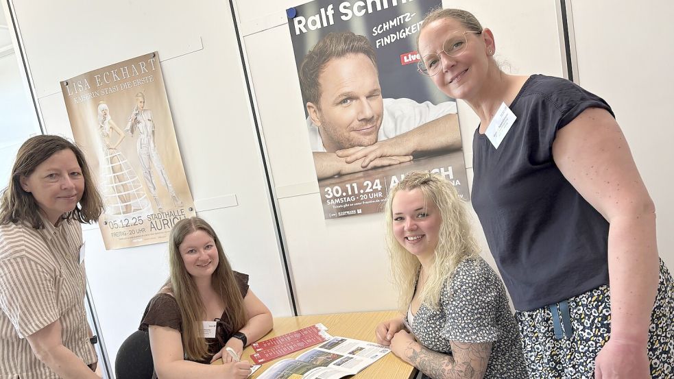 Voller Power für die Wirtschaftsförderung, Veranstaltungen und das Marketing: Claudia Endelmann (von links), Stina Büscher, Lara Fürst und Gunda Rosenboom. Foto: Mieke Matthes