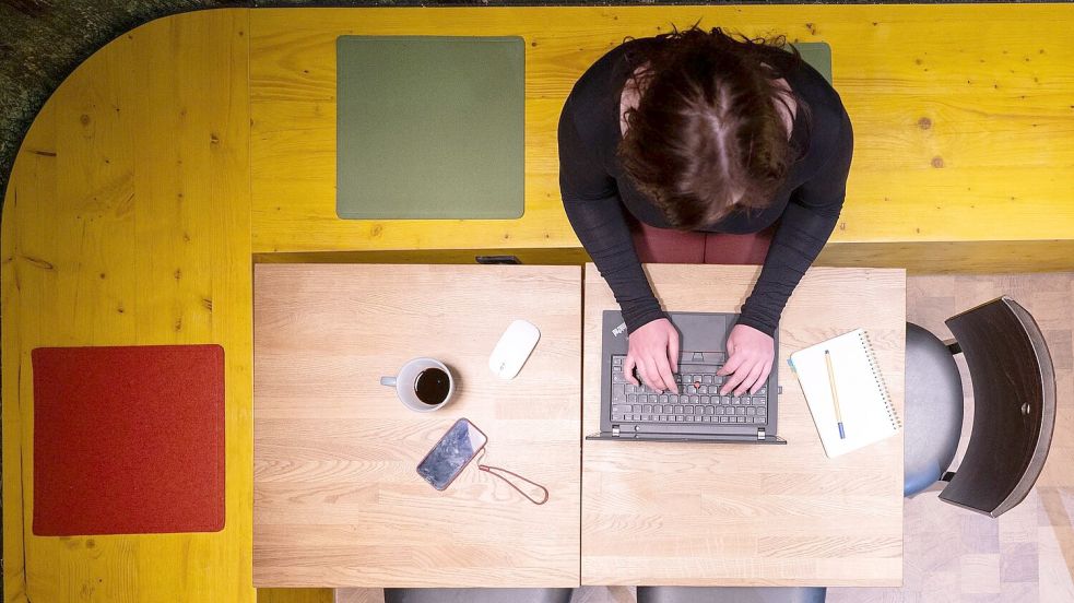 Teilzeit im Home-Office: Für viele Arbeitnehmer ist das Alltag. (Symbolbild) Foto: picture alliance/dpa