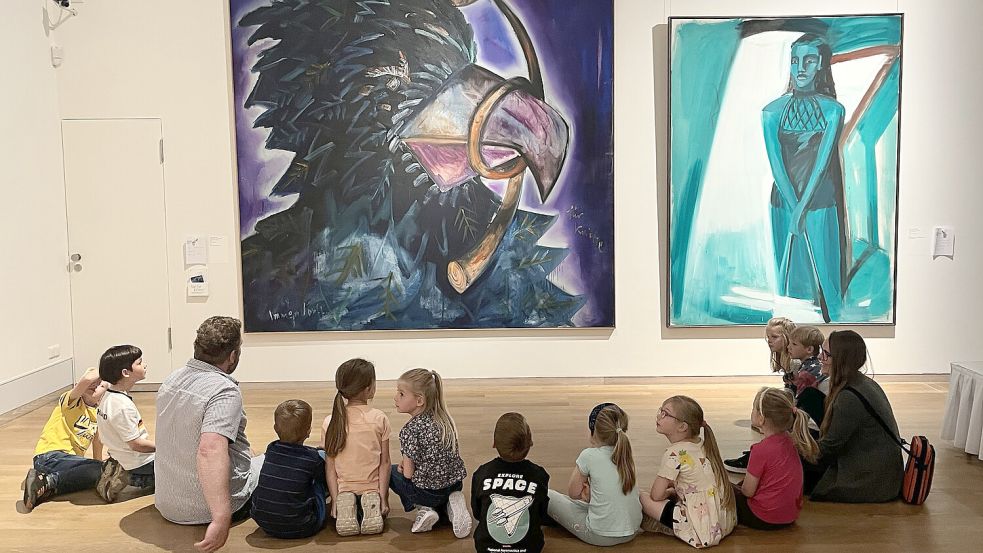 Mit einem Audioguide können Kinder die Kunstwerke in der Kunsthalle Emden noch bessererleben. Foto: Kunsthalle Emden