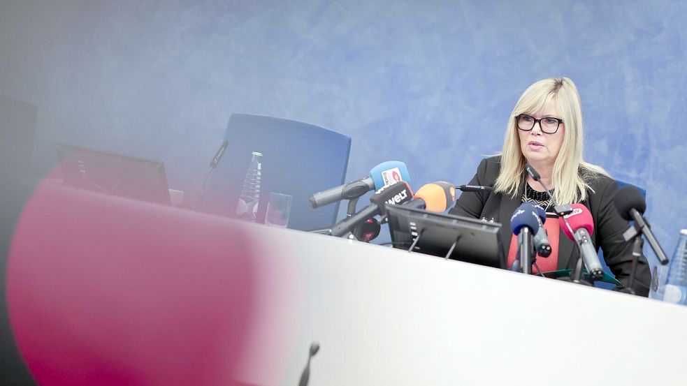 Oberbürgermeisterin Simone Borris (parteilos) will auch zur Lesung in der Stadtbibliothek kommen. (Archivbild) Foto: Matthias Bein