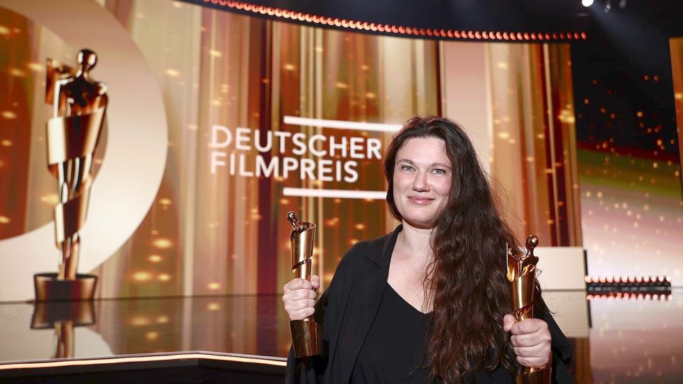 Mascha Schilinskis „In die Sonne schauen“ gewann zehn Auszeichnungen. Foto: Christoph Soeder/dpa