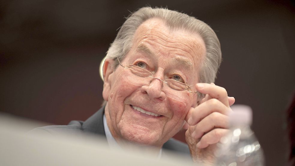 Franz Müntefering hat während seiner politischen Karriere viele Ämter bekleidet. Seit seinem Ausscheiden aus dem Politikbetrieb setzt er sich für die Belange von Senioren ein. Foto: Imago/Bernd Elmenthaler