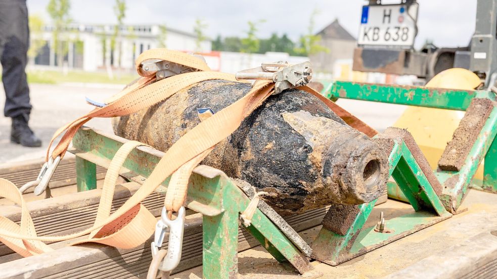 Eine Bombe entschärft, eine Bombe musste gesprengt werden: Es soll die letzte Bombenräumung auf dem Gelände des zukünftigen Lokviertels in Osnabrück gewesen sein. Foto: Sebastian Dannenberg