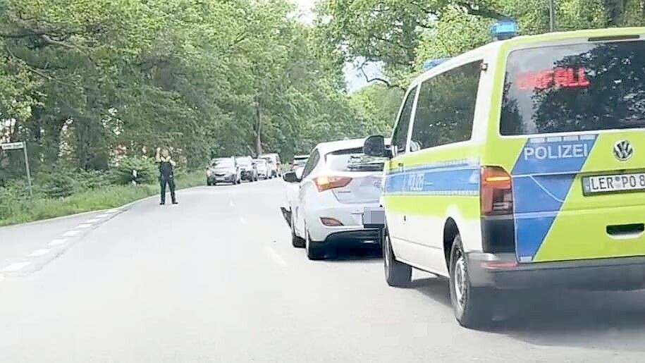 Auf der B 438 bei Collinghorst ereignete sich am Montagnachmittag ein Unfall. Foto: Daniel Grüneke