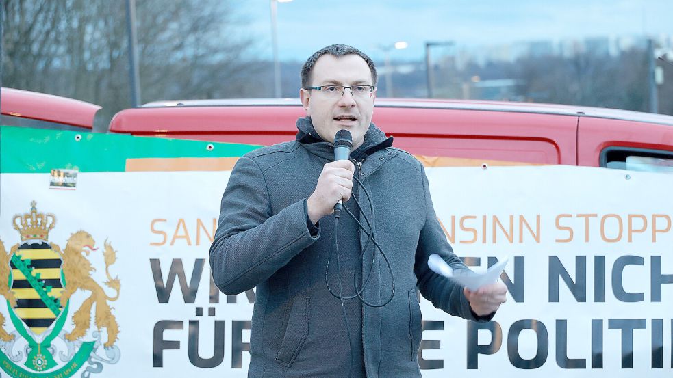 „Würde ich für die AfD antreten, hätte ich sicher schon im ersten Wahlgang gewonnen“: Stefan Hartung ist Mitglied der rechtsextremistischen Partei Die Heimat und tritt in Aue-Bad Schlema für die Freien Sachsen an. Foto: imago/HärtelPRESS
