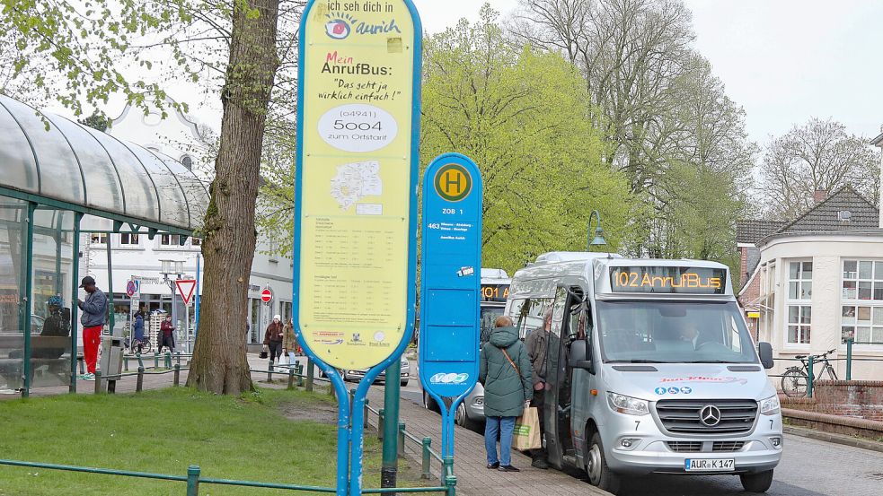 Der Auricher Anrufbus ist seit gut einem Jahr Geschichte. Die Stadt will nun eine andere und flexiblere Form für den Ruf-Verkehr etablieren. Foto: Romuald Banik