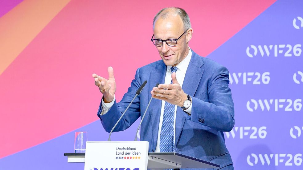 Kanzler Merz richtet den Blick nach vorne. Foto: Patrick Pleul