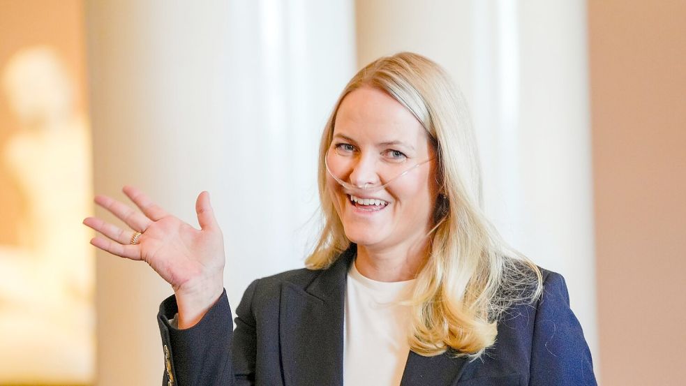 Kronprinzessin Mette-Marit braucht inzwischen immer häufiger ein Sauerstoffgerät. (Archivbild) Foto: Lise Åserud/NTB Pool/dpa