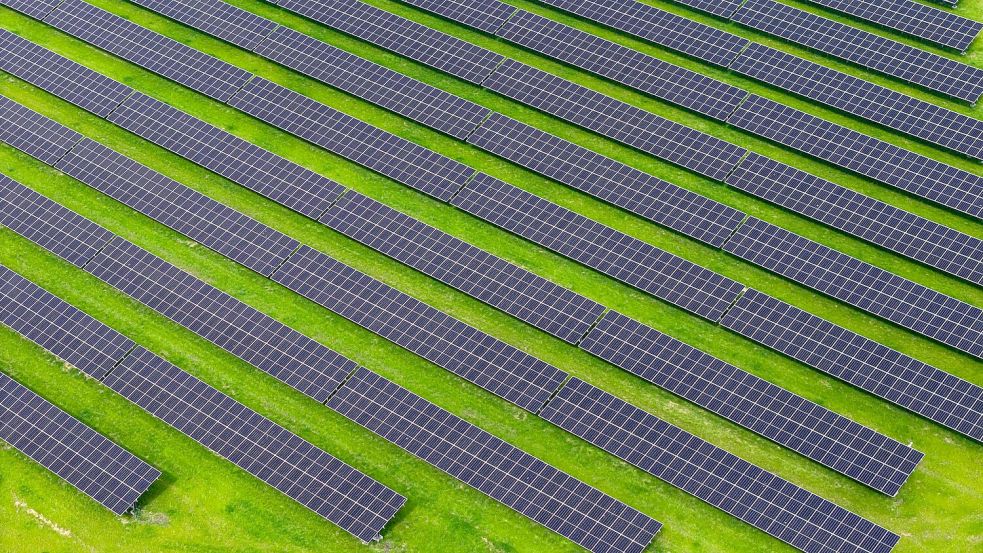 Mit dem Vorstoß will die EU-Kommission mehr Investitionen in die Energiewende ermöglichen. (Archivbild) Foto: Sina Schuldt