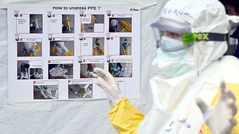 Die hochansteckende Krankheit ist im Kongo noch nicht unter Kontrolle - hier ein Foto von einer Ebola-Schulung in Brüssel. Foto: Eric Lalmand