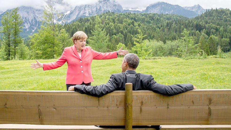Die Stimmung zwischen Obama und Ex-Bundeskanzlerin Merkel war nicht immer gut. (Archivfoto) Foto: Michael Kappeler/dpa POOL/dpa